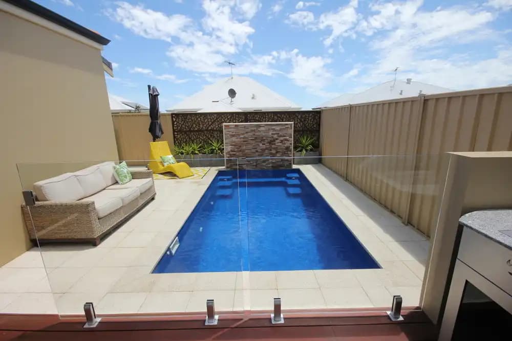 Semi-Frameless Glass Fencing